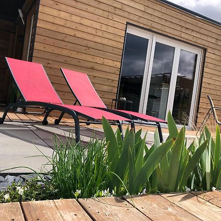 Mini Love Room Jacuzzi Privatif Urimenil Exteriör bild