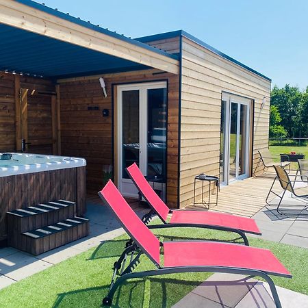 Mini Love Room Jacuzzi Privatif Urimenil Exteriör bild