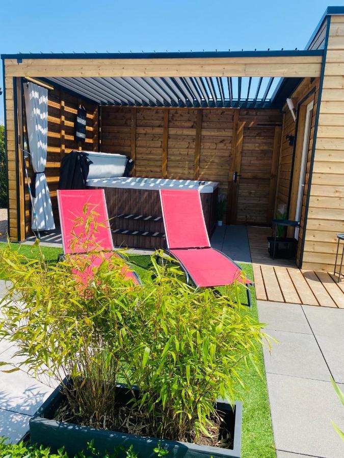 Mini Love Room Jacuzzi Privatif Urimenil Exteriör bild